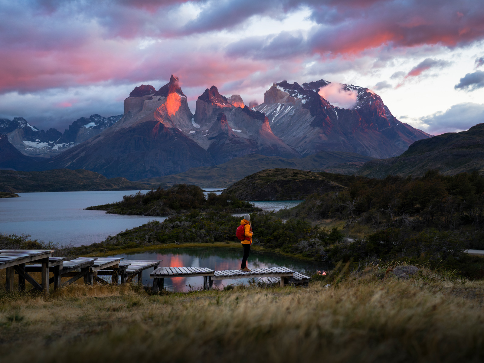 torres del paine, lake pehoé